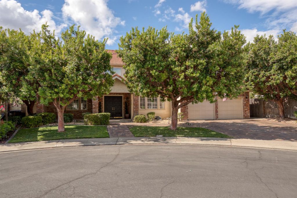 Picture 51: 2705 Lake Front Court, Modesto, CA 95355