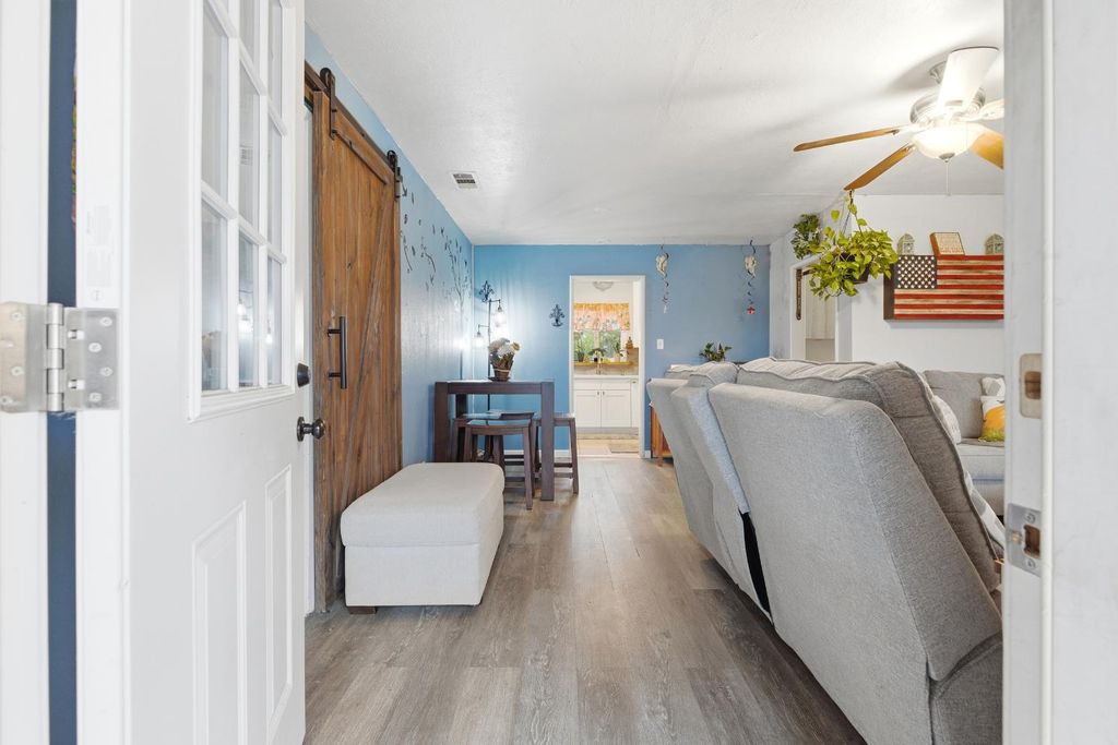 Picture 39: 405 E Edison Street, Manteca, CA 95336