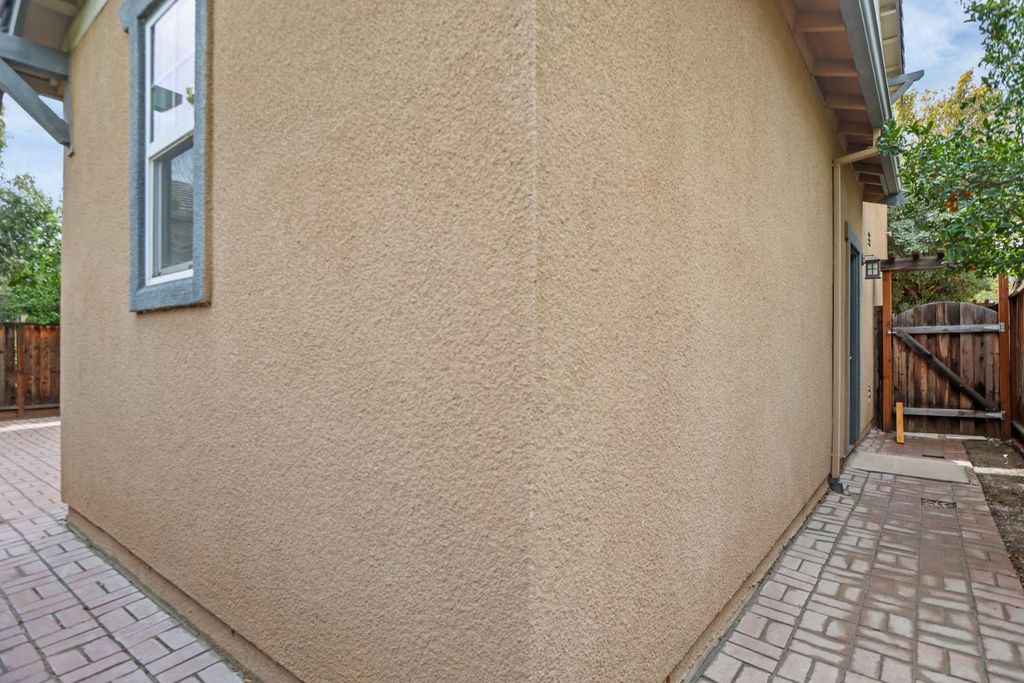 Picture 48: 433 W Moraga Street, Tracy, CA 95391