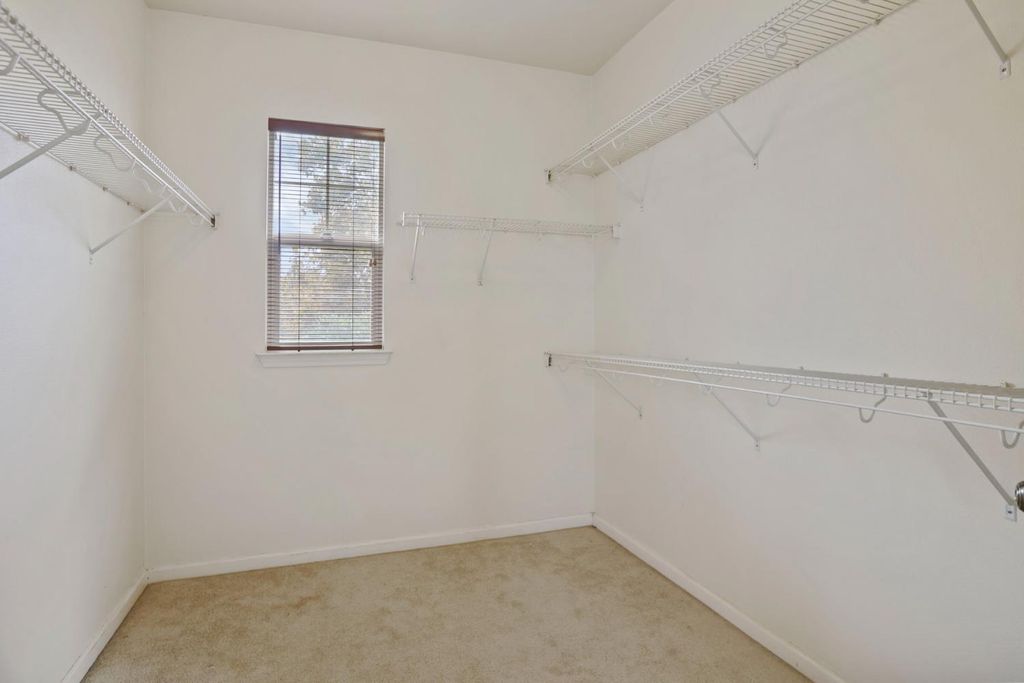 Picture 43: 433 W Moraga Street, Tracy, CA 95391