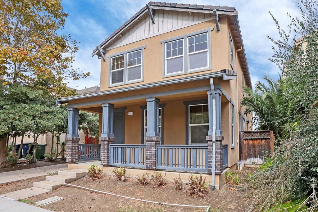 Picture 4: 433 W Moraga Street, Tracy, CA 95391
