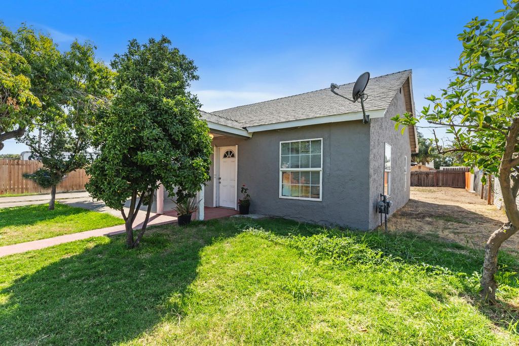 Picture 25: 1823 Spokane Street, Modesto, CA 95358