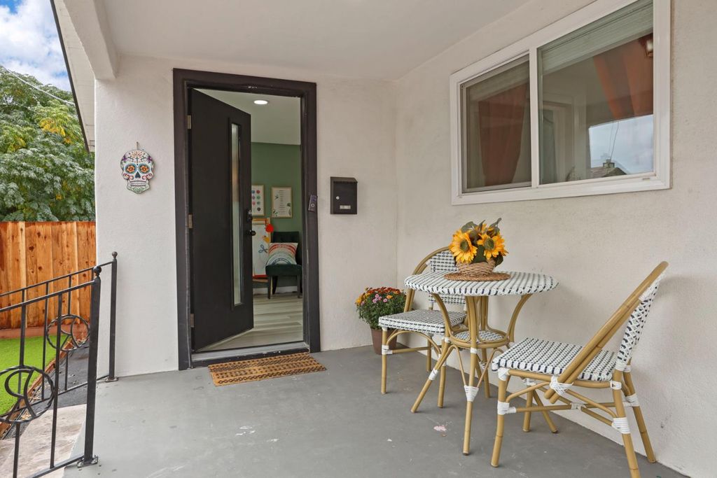 Picture 35: 209 E 3rd St., Tracy, CA 95376