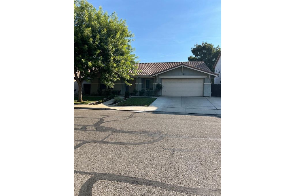 Picture 17: 522 Osprey Drive, Patterson, CA 95363