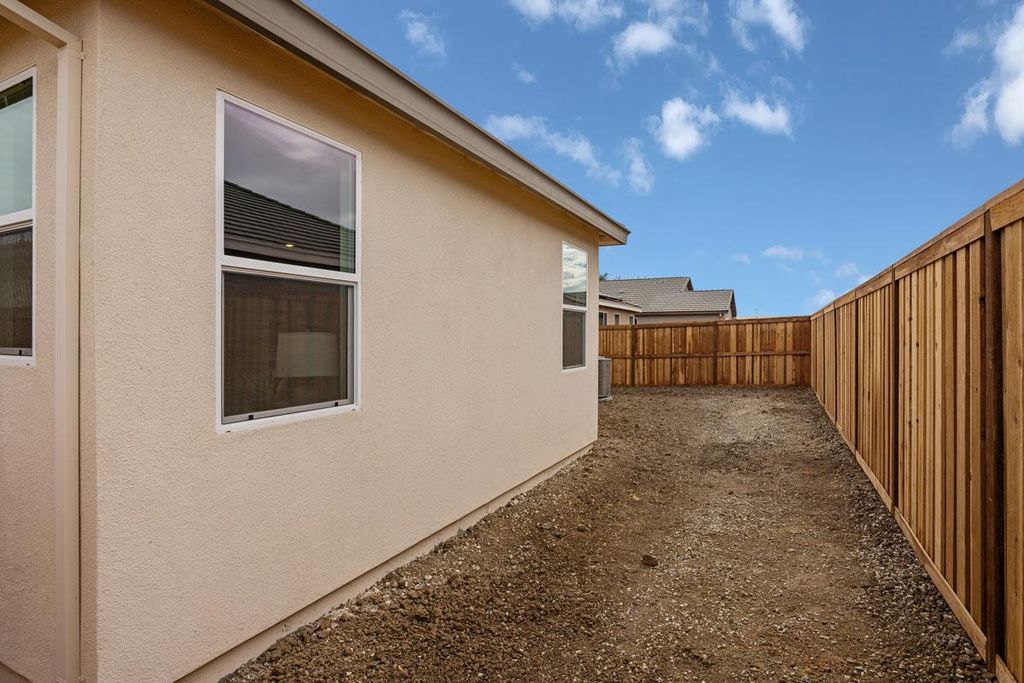 Picture 21: 913 Rushden Lane, Patterson, CA 95363