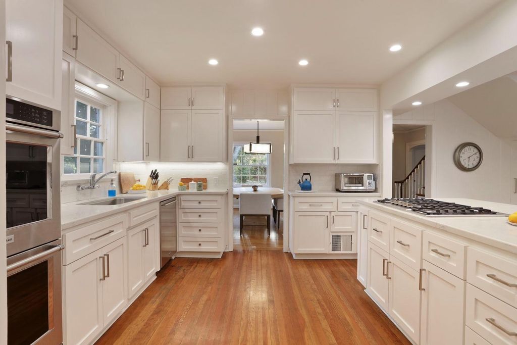 Picture 26: 930 Sycamore Avenue, Modesto, CA 95350