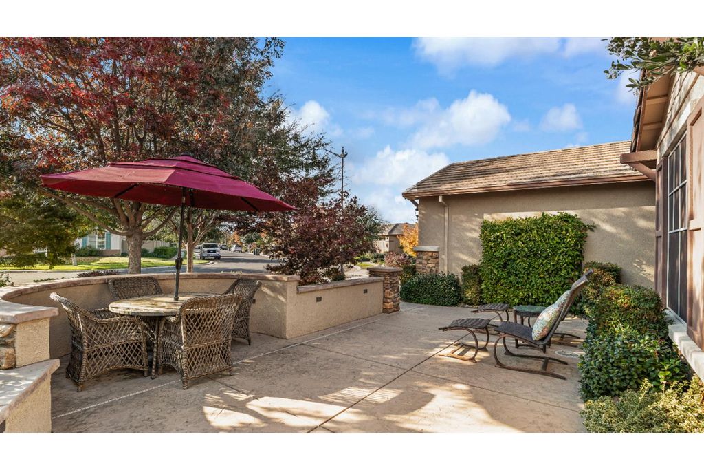 Picture 88: 2494 Redbud Way, Manteca, CA 95336