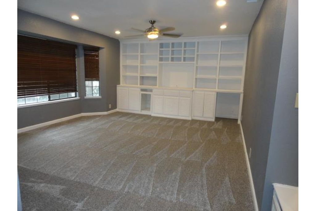 Picture 19: 736 E Louise Avenue, Manteca, CA 95336