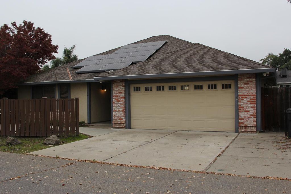 Picture 19: 736 E Louise Avenue, Manteca, CA 95336