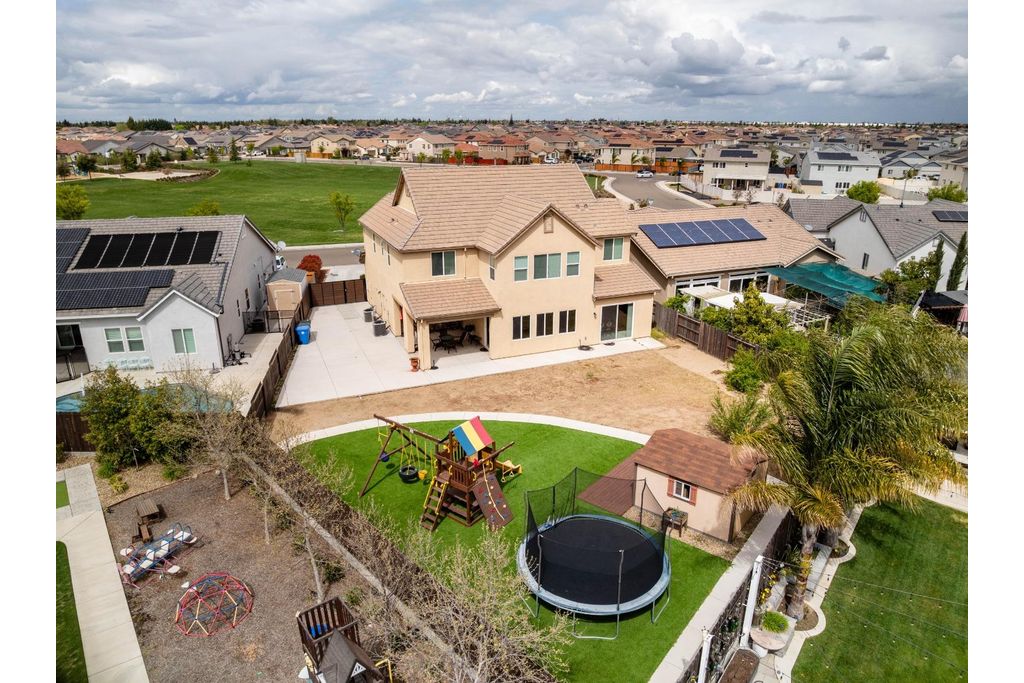 Picture 52: 1540 Mirassou Drive, Manteca, CA 95337