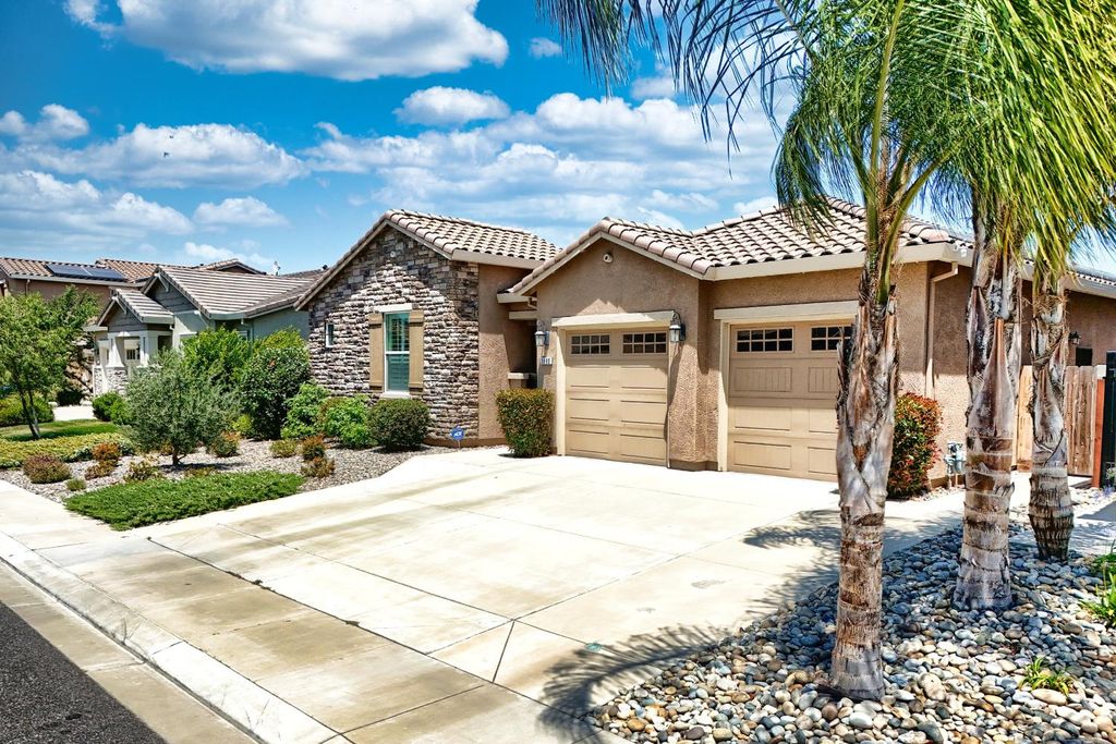 Picture 76: 1980 Carogold Lane, Manteca, CA 95337