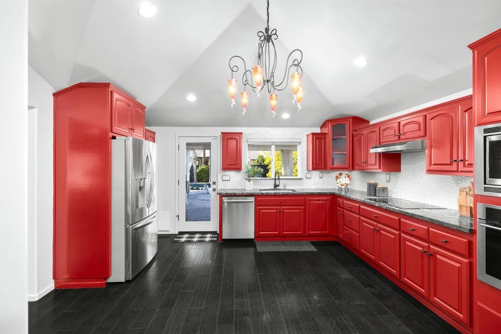 Picture 50: 1333 Sycamore Avenue, Modesto, CA 95350