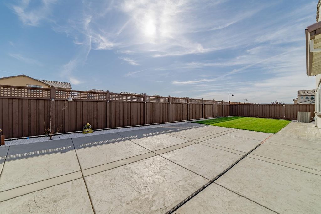 Picture 37: 15768 Thurston Court, Lathrop, CA 95330