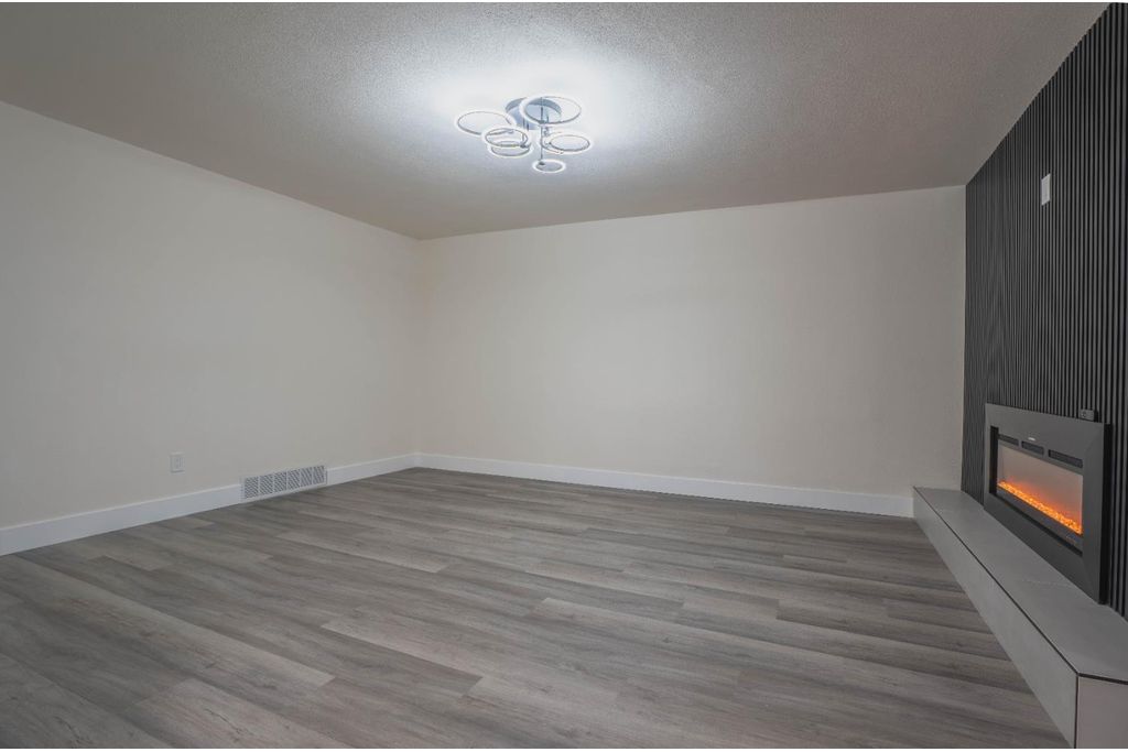 Picture 33: 1418 Cypress Avenue, Modesto, CA 95350