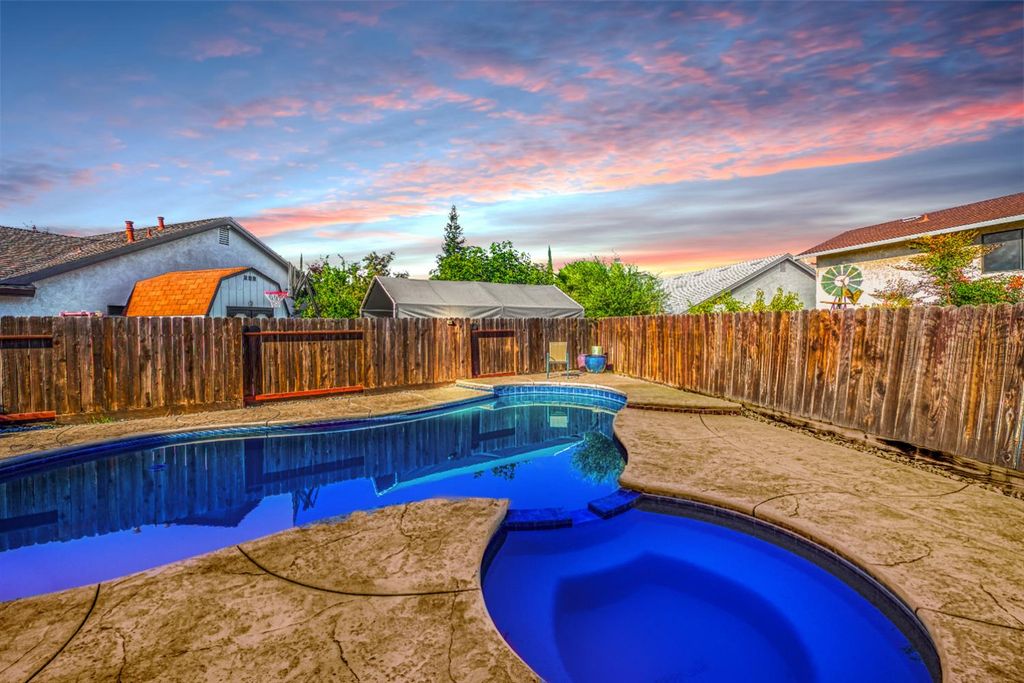 Picture 39: 548 Hansen Court, Patterson, CA 95363