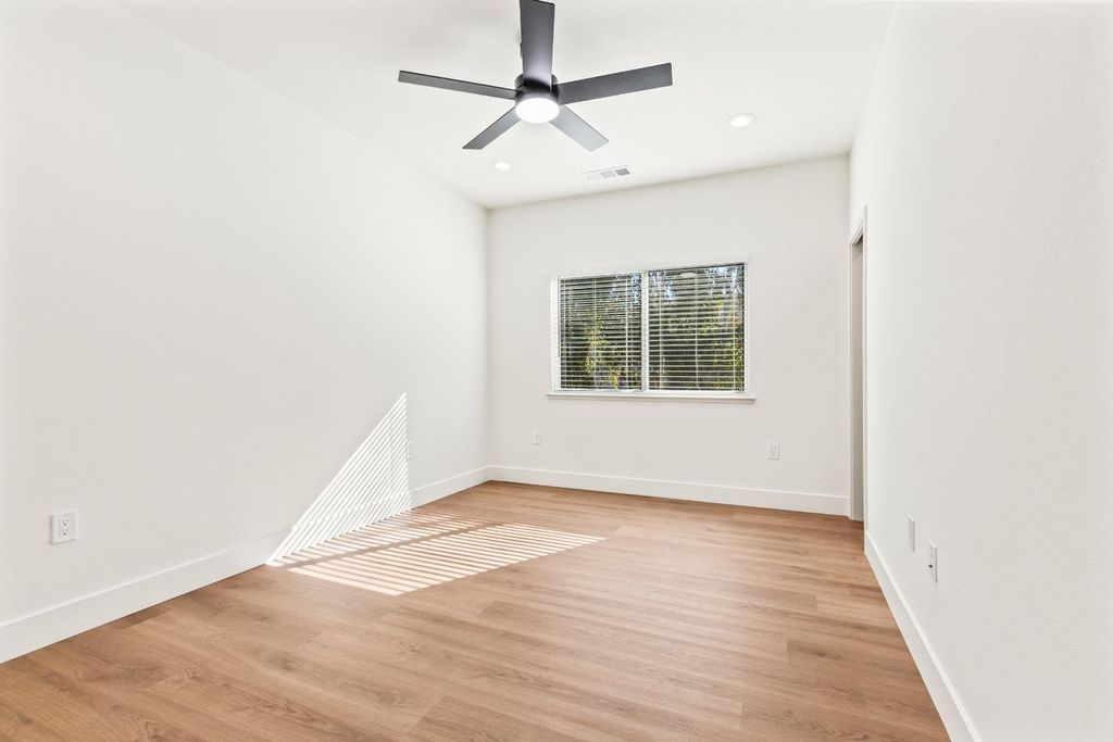 Picture 38: 688 Cindy Drive, Ripon, CA 95366