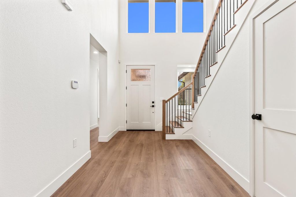 Picture 5: 688 Cindy Drive, Ripon, CA 95366