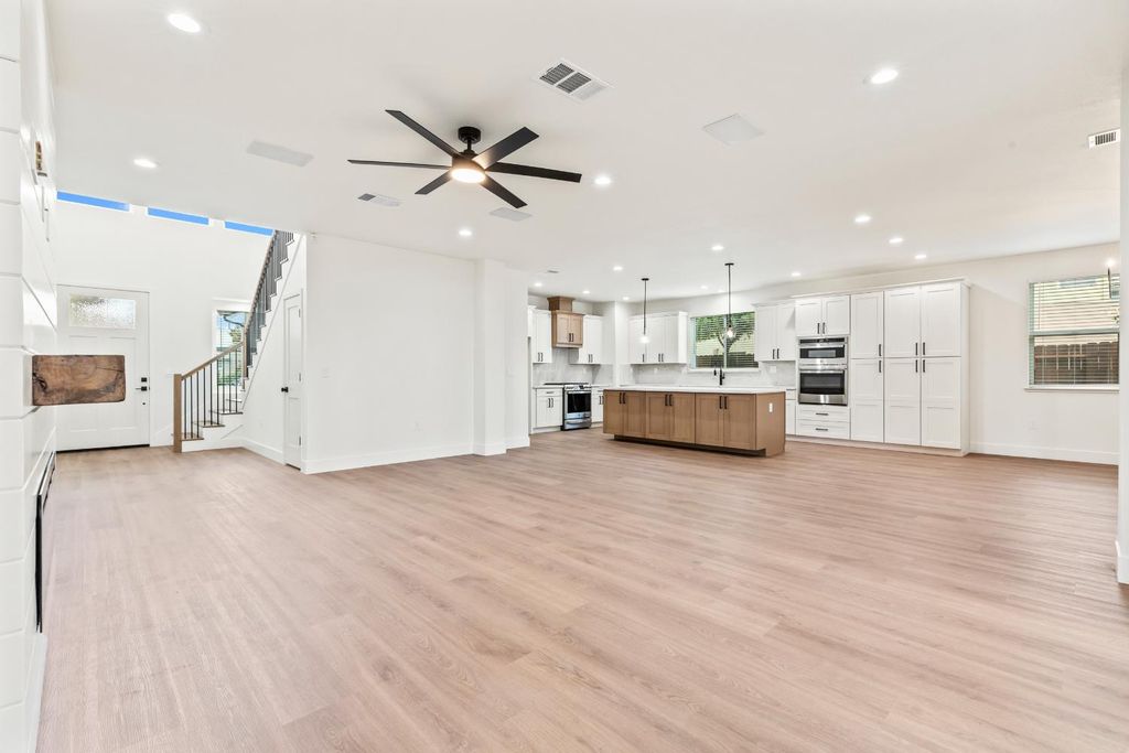 Picture 8: 688 Cindy Drive, Ripon, CA 95366