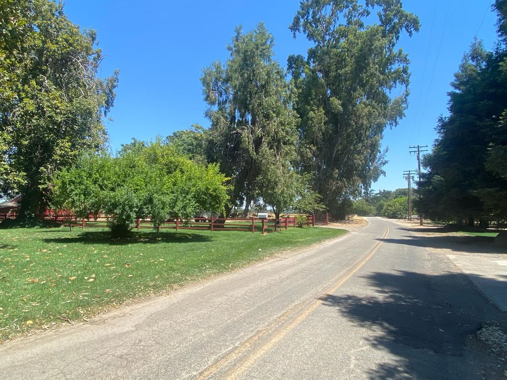 Picture 12: 423 Hogue Road, Modesto, CA 95356