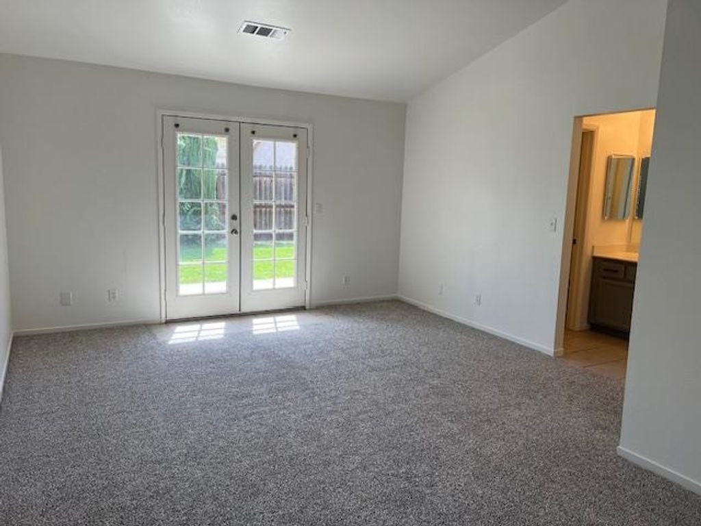 Picture 9: 5612 Anada Court, Salida, CA 95368