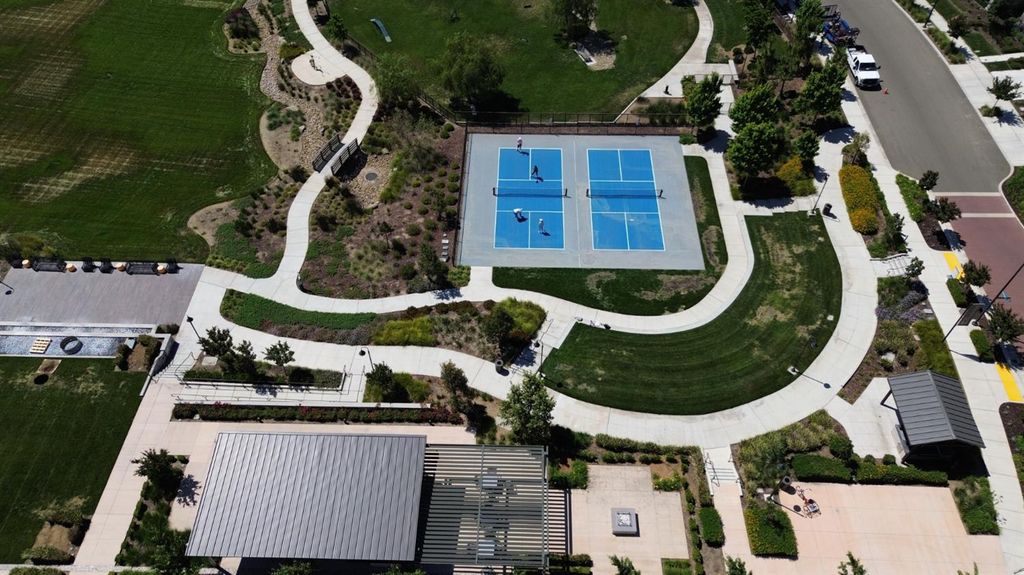 Picture 67: 484 Pinehurst Street, Manteca, CA 95336