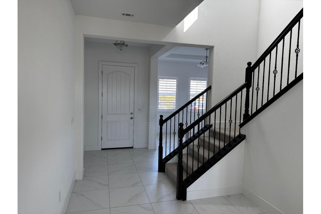 Picture 17: 364 Whitefish Street, Manteca, CA 95337