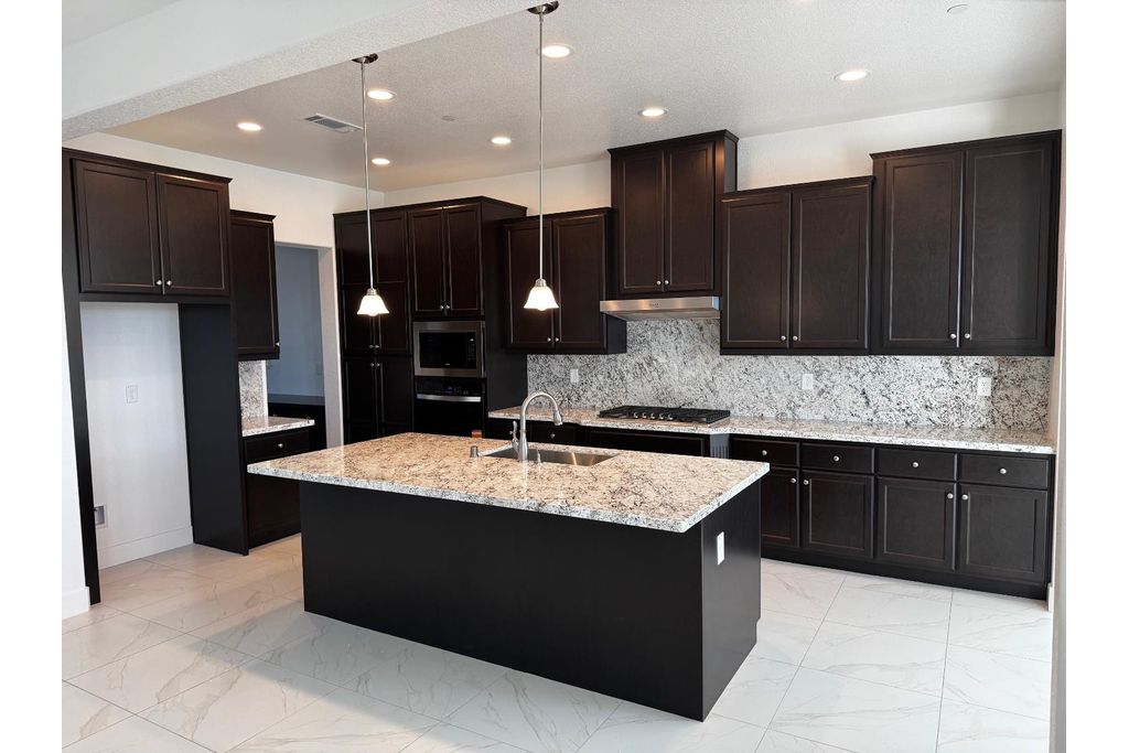 Picture 17: 364 Whitefish Street, Manteca, CA 95337