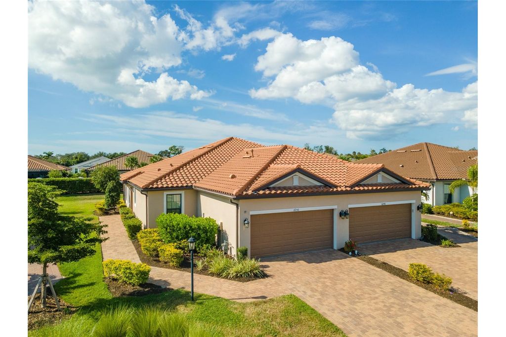 Picture 33: 6250 PLATEAU COURT, BRADENTON, FL 34203