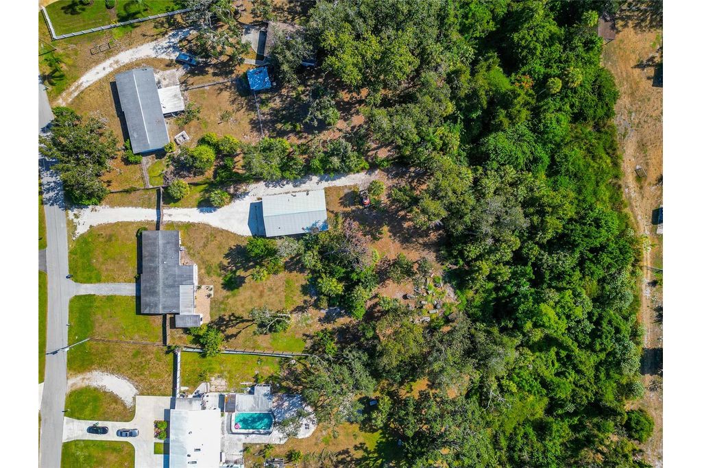 Picture 38: 6412 47TH AVENUE E, BRADENTON, FL 34203