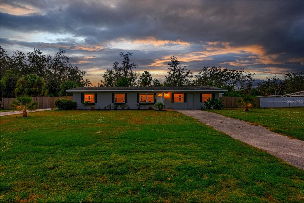 Picture 38: 6412 47TH AVENUE E, BRADENTON, FL 34203