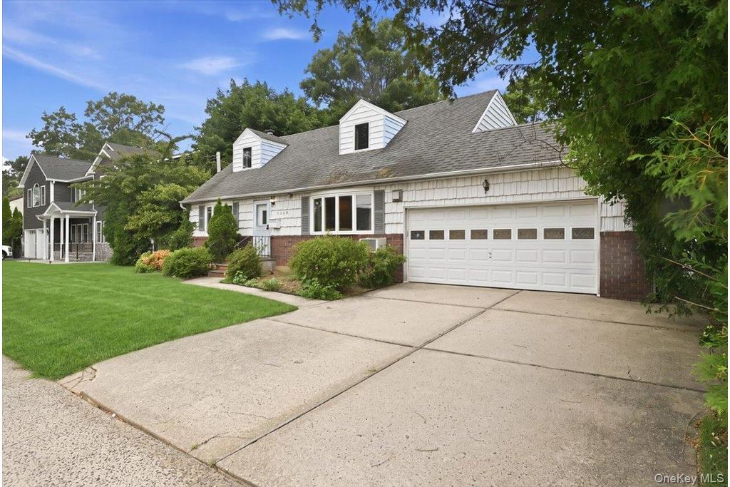 Picture 38: 1935 Lenox Avenue, East Meadow, NY 11554