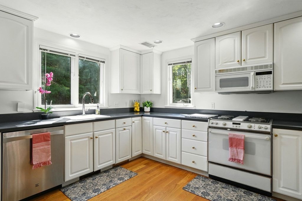 Picture 42: 17 Trout Farm Ln, Duxbury, MA 02332