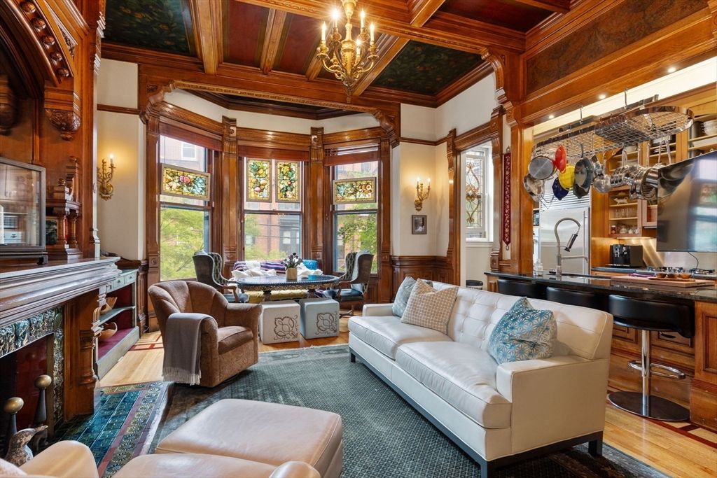 Picture 41: 165 Commonwealth Avenue A, Boston, MA 02116