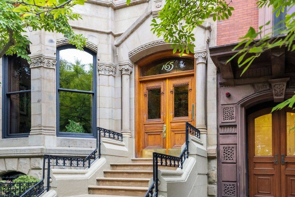 Picture 41: 165 Commonwealth Avenue A, Boston, MA 02116