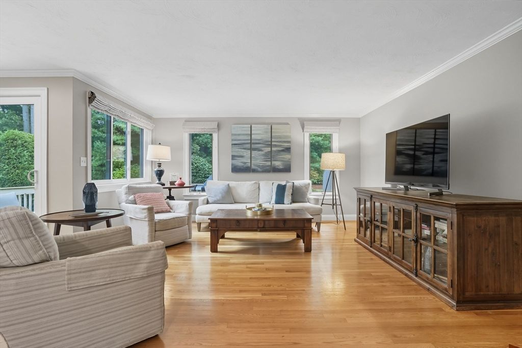 Picture 36: 53 Bay Farm Rd 53, Duxbury, MA 02332