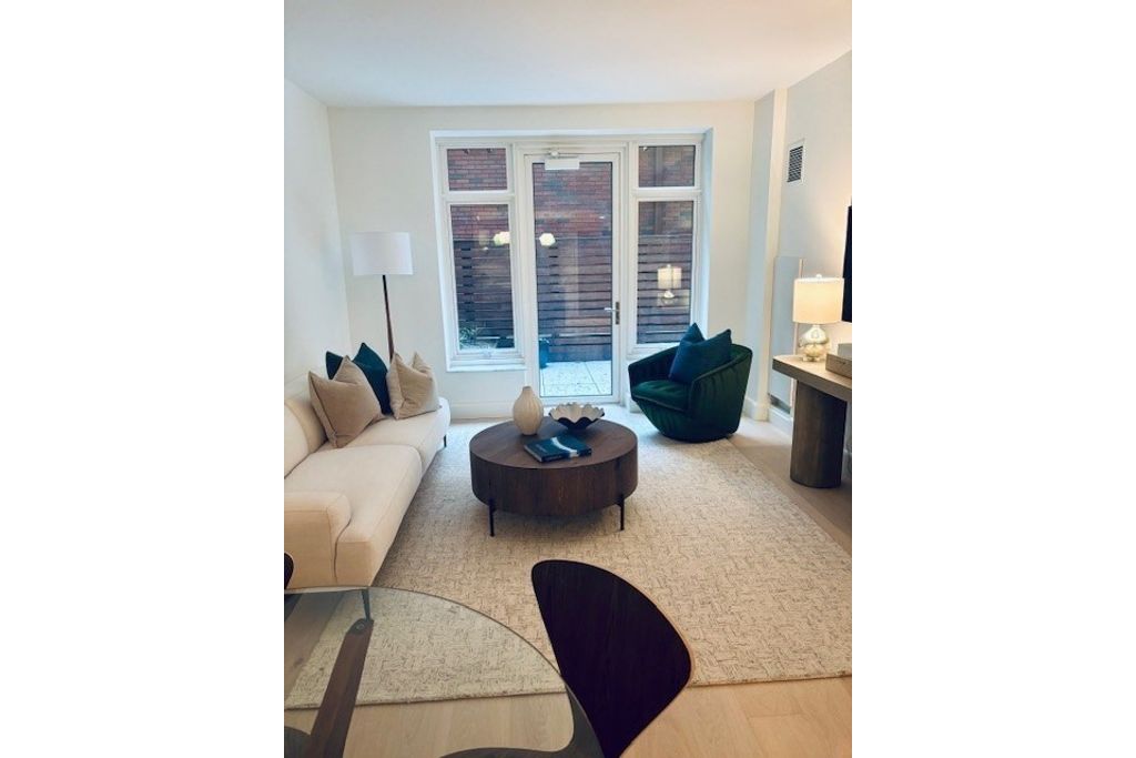 Picture 23: 100 Lovejoy Wharf 3 P, Boston, MA 02114