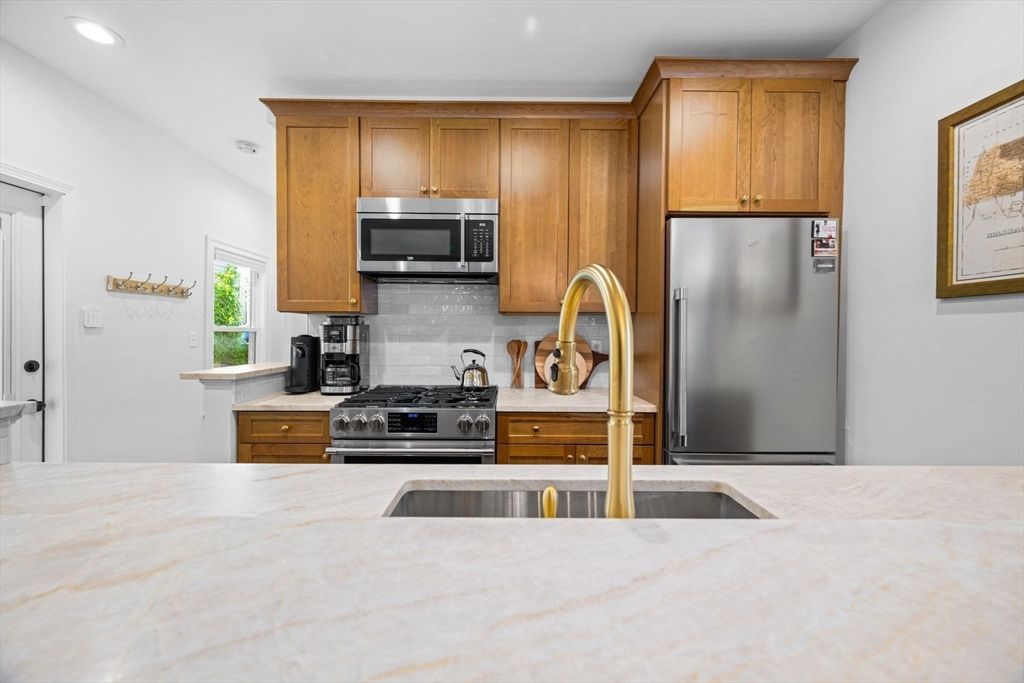 Picture 33: 28 Concord St 1, Boston, MA 02129