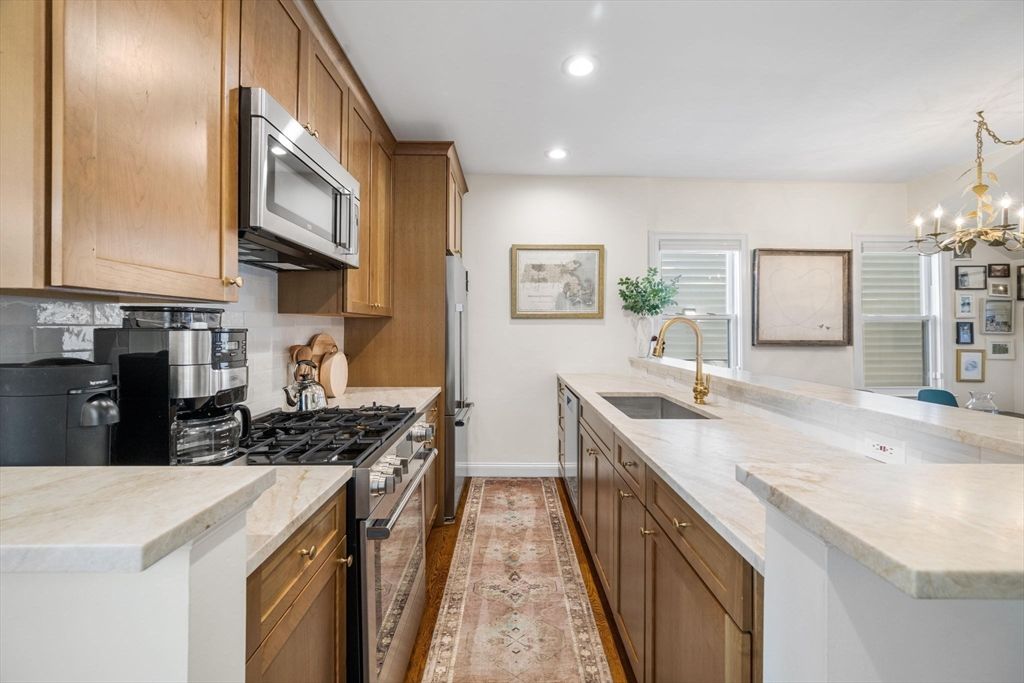 Picture 33: 28 Concord St 1, Boston, MA 02129