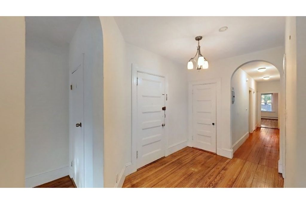 Picture 20: 64 Aspinwall Ave 1, Brookline, MA 02446