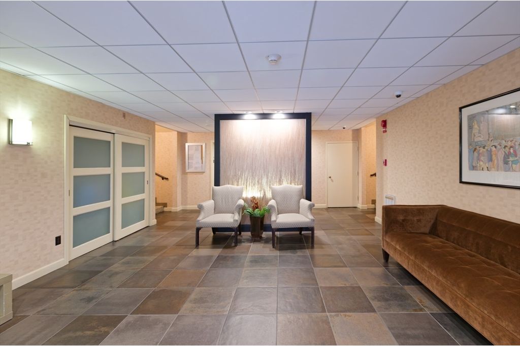 Picture 43: 125 Pleasant St 201, Brookline, MA 02446