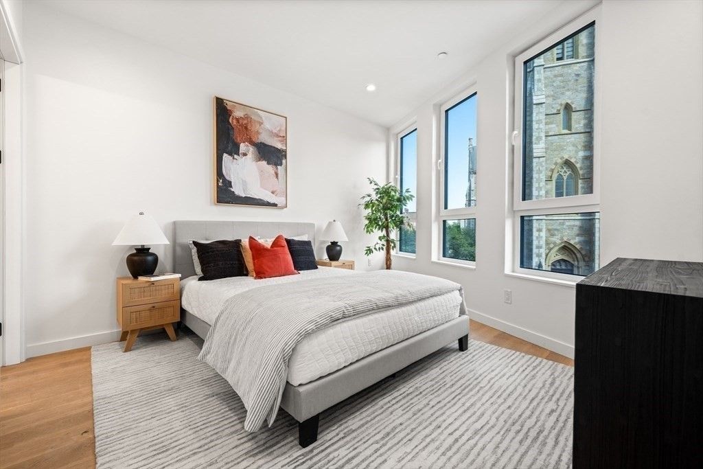 Picture 15: 1395 Washington Street 407, Boston, MA 02118