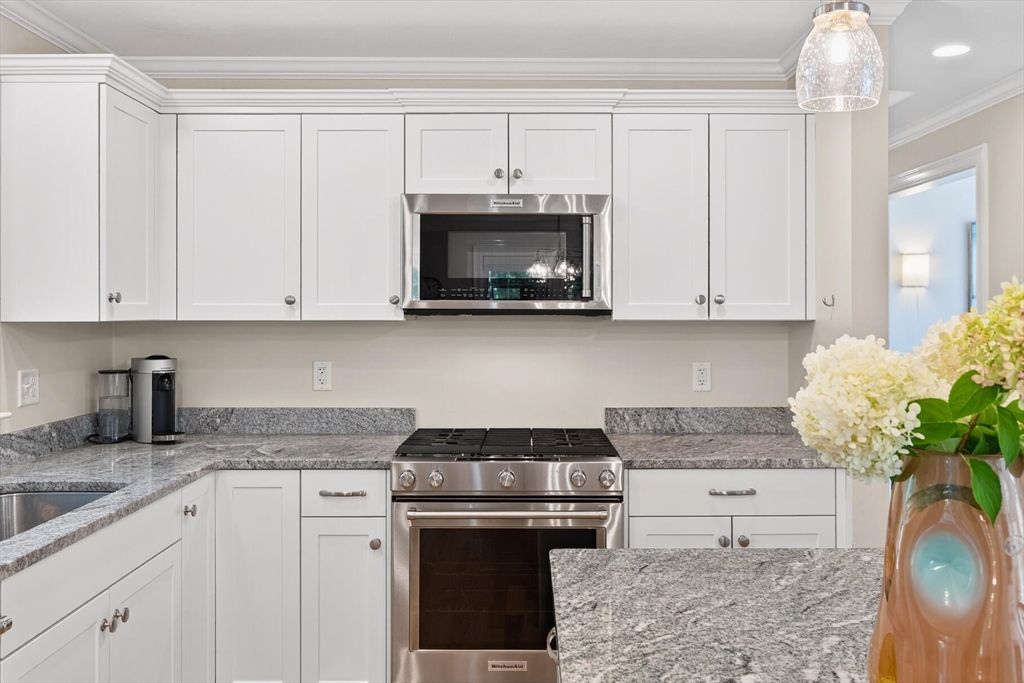 Picture 43: 24 Chase St, Harwich, MA 02671