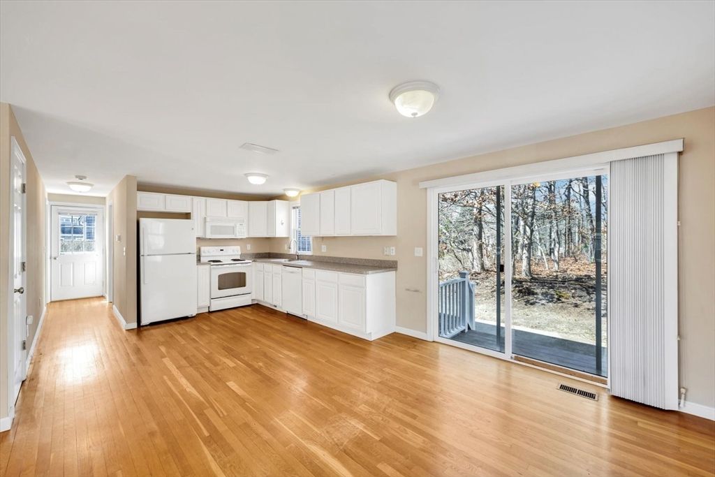 Picture 40: 121 Camp St 135, Yarmouth, MA 02673