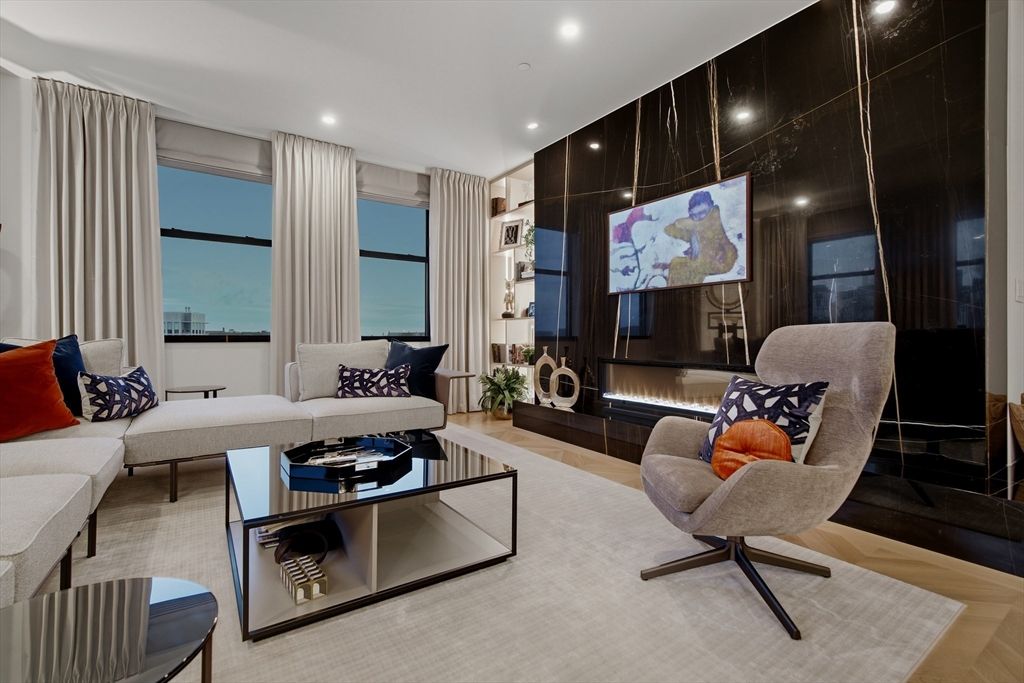 Picture 43: 285 Columbus Ave PH 805, Boston, MA 02116