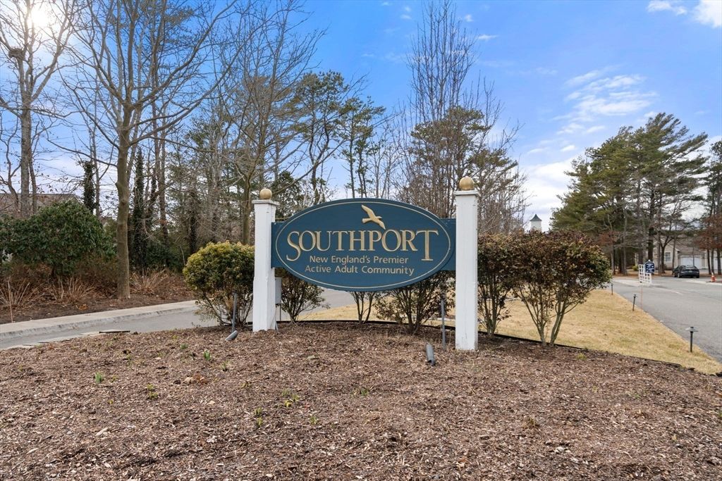 Picture 25: 2 Pacific Avenue 2, Mashpee, MA 02649