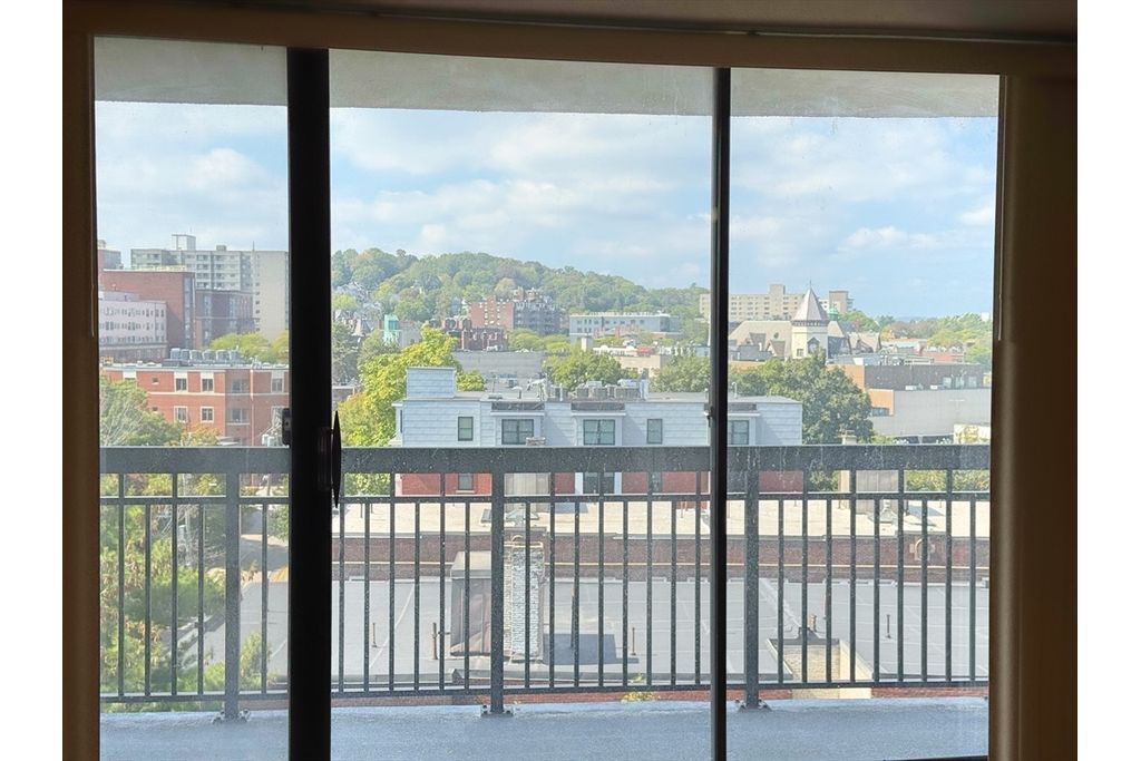 Picture 20: 60 Longwood Ave 802, Brookline, MA 02446