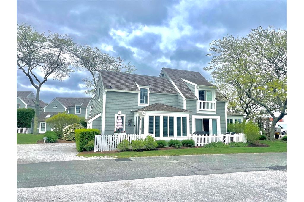 Picture 39: 25 Milestone Way 25, Mashpee, MA 02649