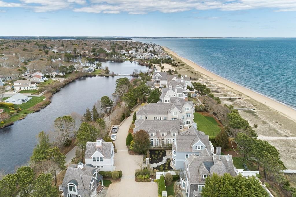 23 Ocean Bluff Dr, Mashpee, MA 02649 4,995,000 Closed Luxury Real Estate Griffin Realty