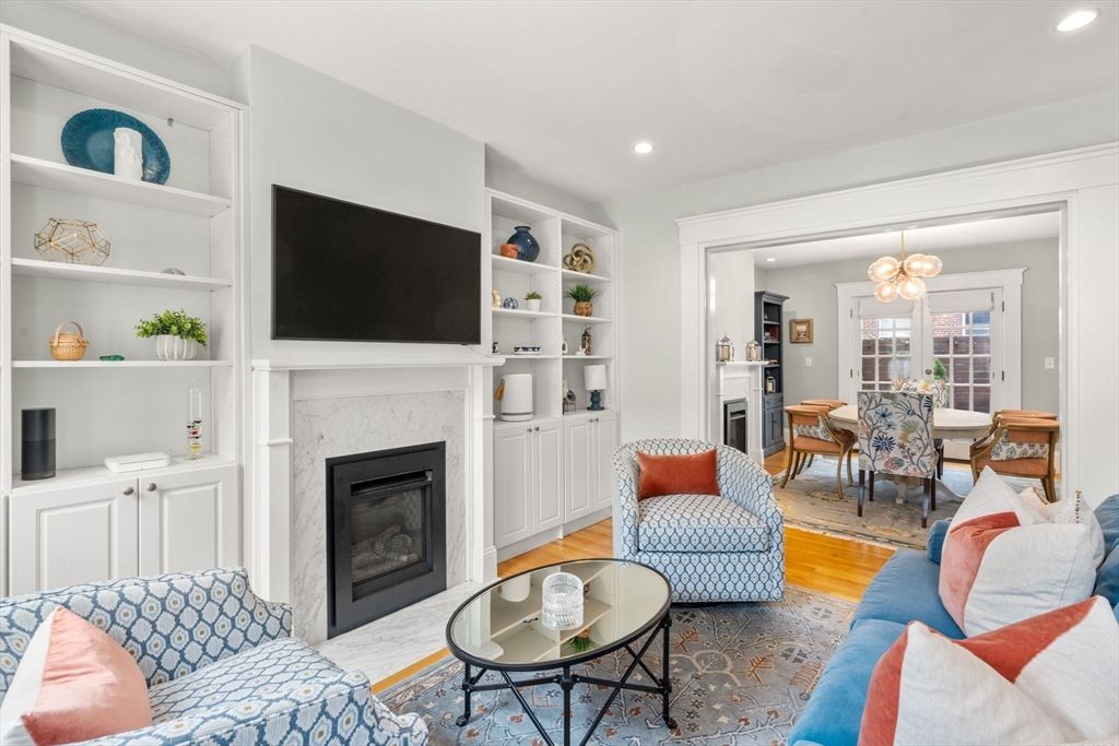 Picture 16: 22 Pleasant Street, Boston, MA 02129