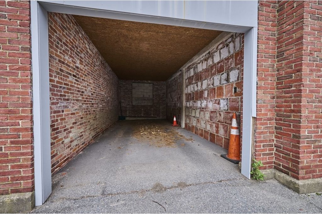 Picture 23: 52 Babcock Street 6, Brookline, MA 02446